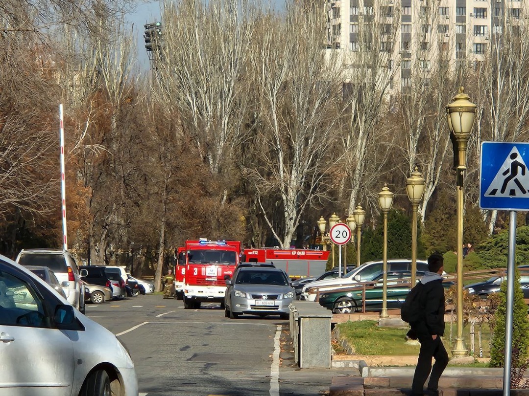 В «Белом доме» произошел пожар | www.silunews.kg